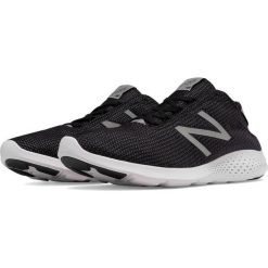 New Balance Vazee Coast MCOASBK2. Buty do biegania męskie marki KALENJI. W wyprzedaży za 169.99 zł.