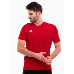 Koszulka męska adidas Entrada 22 Tee. Czerwone t-shirty sportowe męskie ADIDAS, m, bez wzorów, z bawełny, sportowe, bez ramiączek. Za 66.00 zł.