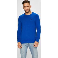 Tommy Jeans - Sweter. Szare swetry męskie Tommy Jeans, z bawełny, z okrągłym kołnierzem, z krótkim rękawem. Za 299.90 zł.
