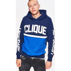 Bluza z kapturem - Granatowy. Bluzy z kapturem męskie marki Cropp. W wyprzedaży za 59.99 zł.