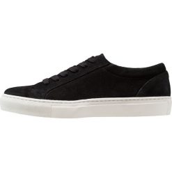 Samsøe & Samsøe PAPILLON Sneakersy niskie black. Czarne buty sportowe na co dzień męskie Samsøe & Samsøe, z materiału. Za 669.00 zł.