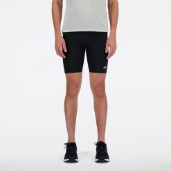 Spodenki męskie New Balance MS41271BK – czarne. Czarne szorty sportowe męskie New Balance, bez wzorów, z elastanu, sportowe. Za 169.99 zł.