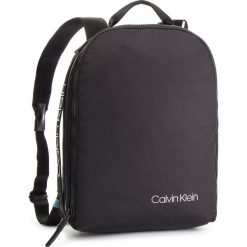 Plecak CALVIN KLEIN - Clash Round Backpack K50K504197 001. Plecaki męskie marki Calvin Klein. W wyprzedaży za 359.00 zł.