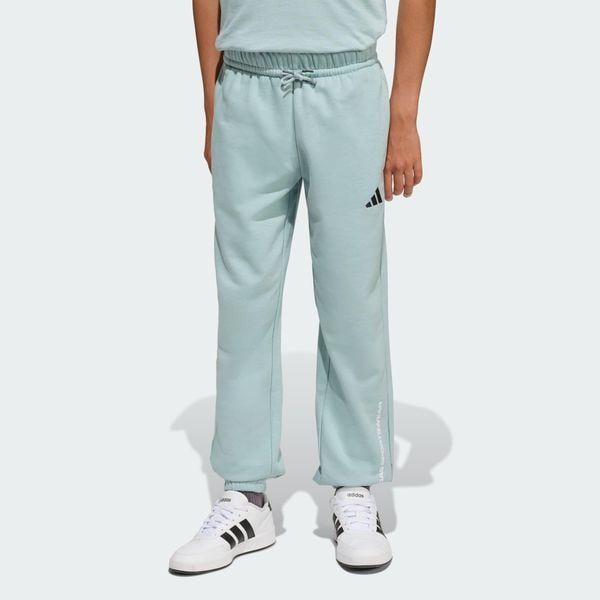 Spodnie adidas Slogan Fleece Pants. Zielone spodnie dresowe męskie ADIDAS, bez wzorów, z dresówki. W wyprzedaży za 119.20 zł.