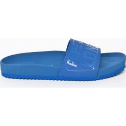 Pepe Jeans - Klapki. Klapki i japonki męskie Pepe Jeans. W wyprzedaży za 139.90 zł.