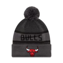Czapka zimowa New Era NBA Chicago Bulls Jake Cuff Knit Beanie 60565217. Szare czapki męskie New Era, na zimę, bez wzorów, sportowe. Za 129.00 zł.