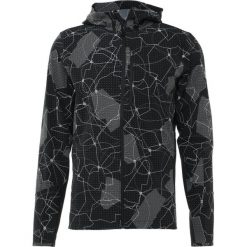 Under Armour OUTRUN THE STORM Kurtka do biegania black/white. Kurtki treningowe męskie marki Under Armour. Za 459.00 zł.