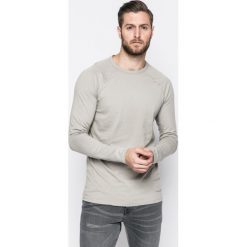 Review - Longsleeve. Koszulki męskie z długim rękawem marki Review. W wyprzedaży za 79.90 zł.